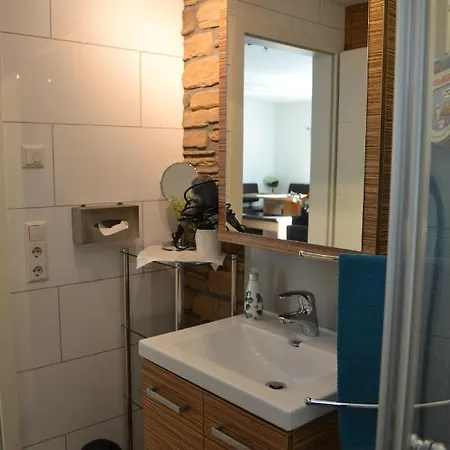 Апартаменты Fewo-burgund