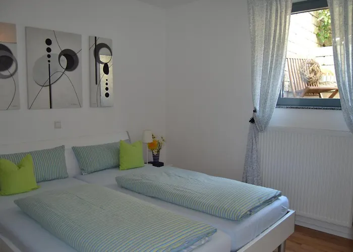 Apartman Fewo-burgund